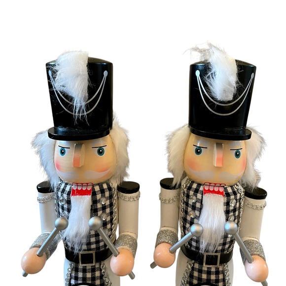 (2) Christmas Nutcracker Drummer Soldiers 14in Wood Black & White Checkered New - Picture 3 of 15